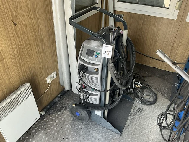 Böhler uranos nx 3200 tlh tig lasmachine - afbeelding 1 van  9