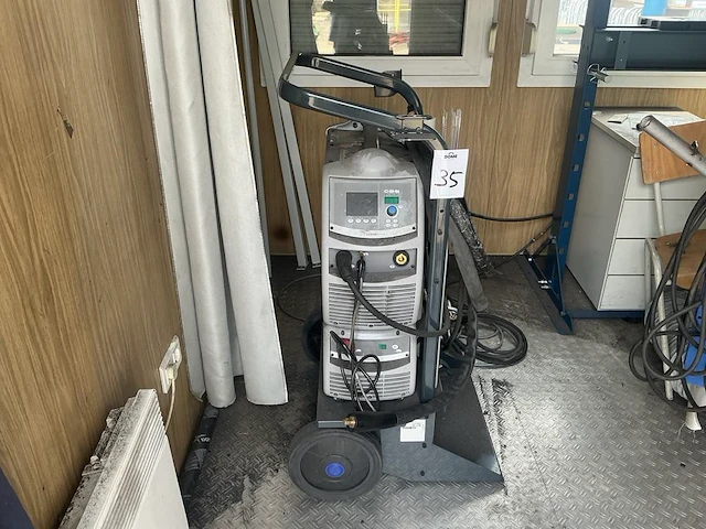 Böhler uranos nx 3200 tlh tig lasmachine - afbeelding 2 van  9