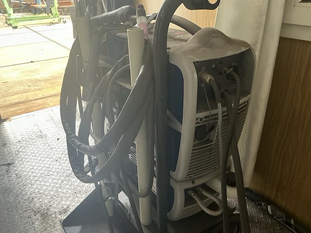 Böhler uranos nx 3200 tlh tig lasmachine - afbeelding 4 van  9