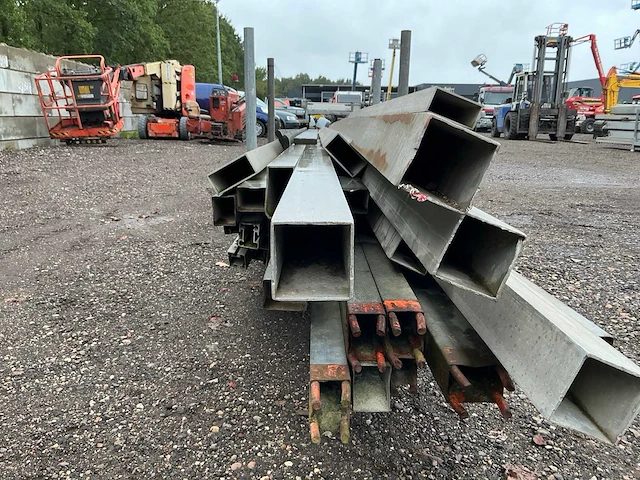 Bok met aluminium profielen aluminium - afbeelding 1 van  12