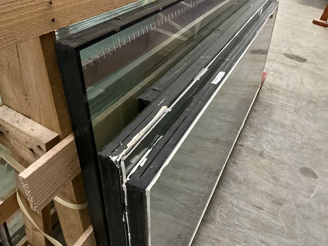 Bok met driedubbelglas - afbeelding 7 van  12