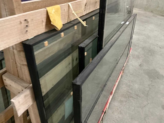 Bok met driedubbelglas - afbeelding 8 van  12