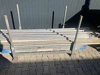 Bok met steigermateriaal - afbeelding 7 van  7