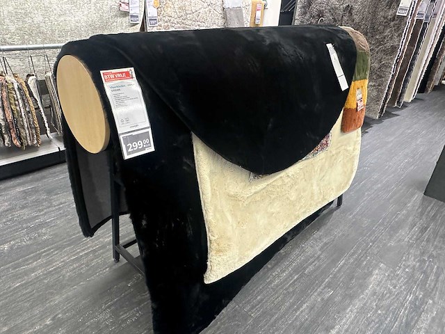 Bok voor presentatie vloerkleden - afbeelding 2 van  3