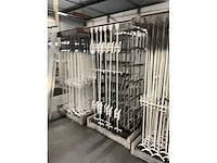 Bokken met hangbaanhaken (40x) - afbeelding 3 van  12