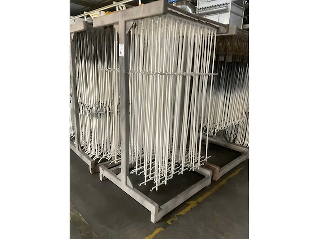 Bokken met hangbaanhaken (40x) - afbeelding 8 van  12