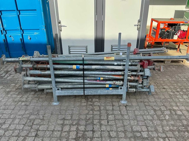 Bokondersteuning divers - afbeelding 1 van  3