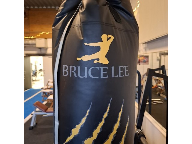 Bokszak met muurbevestiging - afbeelding 3 van  5