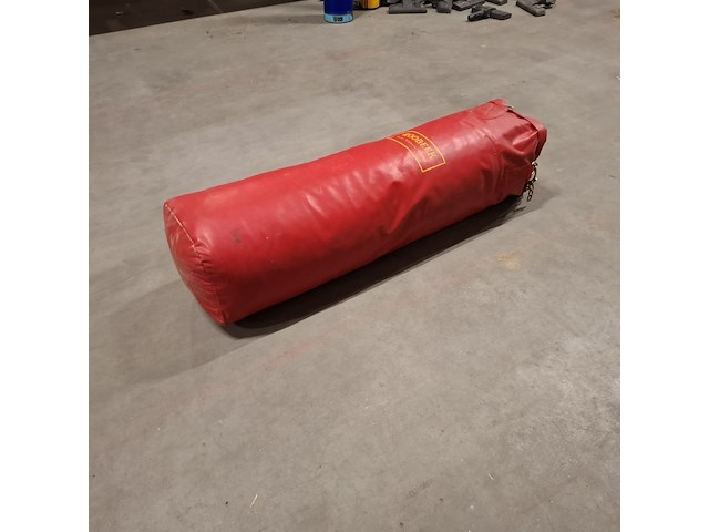 Bokszak, roobeek, rood - afbeelding 3 van  4