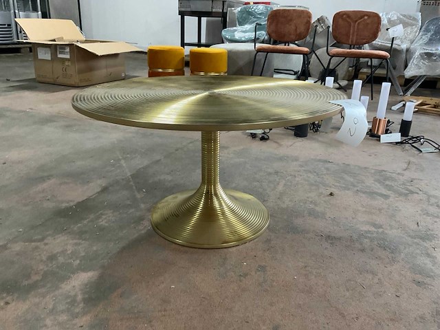 Bold monkey hypnotising salontafel - afbeelding 2 van  5