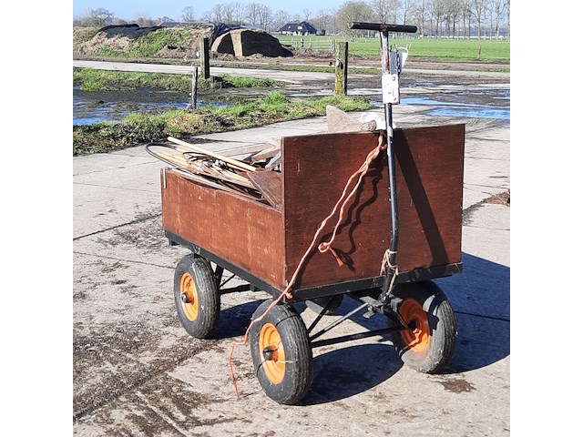 Bolderkar met diverse kinder speelgoed - afbeelding 7 van  13