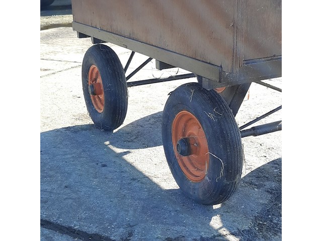 Bolderkar met diverse kinder speelgoed - afbeelding 12 van  13