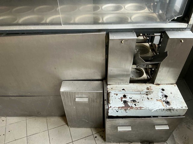 Bollenkast bakkerij - afbeelding 3 van  23