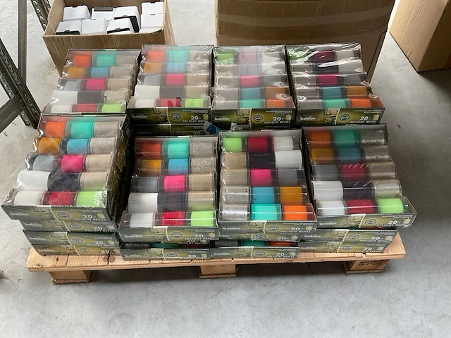 Bolsius doos á 20 stuks relight navulling (30x) - afbeelding 2 van  2