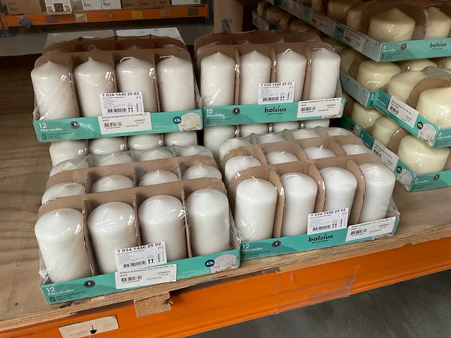 Bolsius verpakking á 12 stuks stompkaarzen (6x) - afbeelding 2 van  2