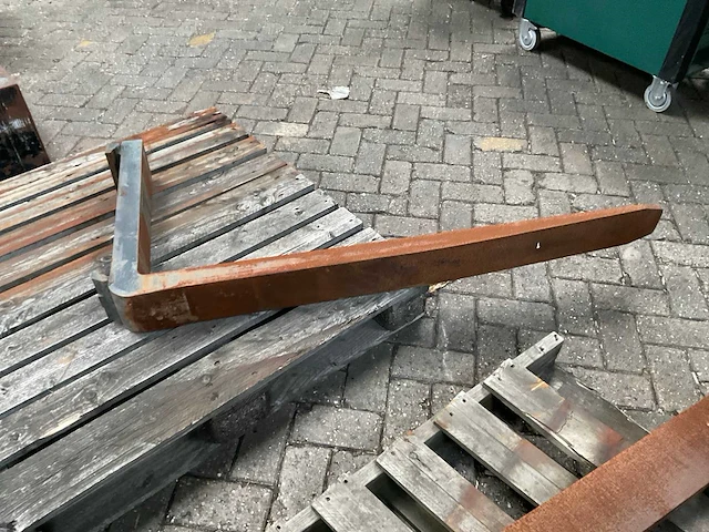 Bolzoni heftruck lepels (3x) - afbeelding 1 van  6