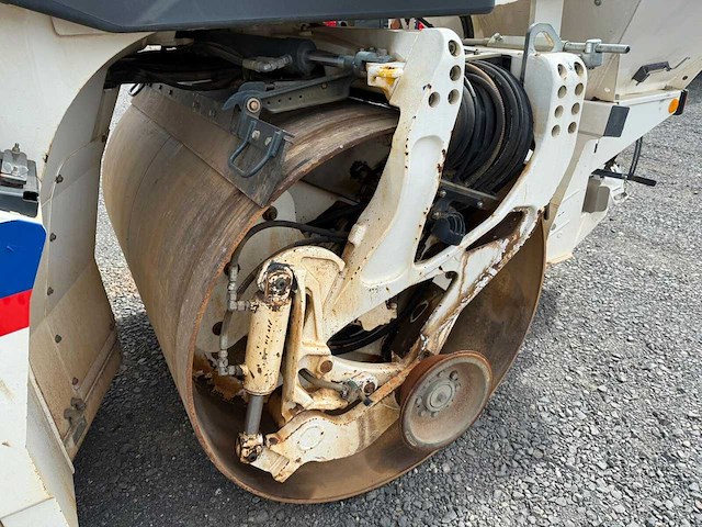 Bomag - 2013 - bw 174 ap-4 am walze 12 ton - grondwals - afbeelding 19 van  30