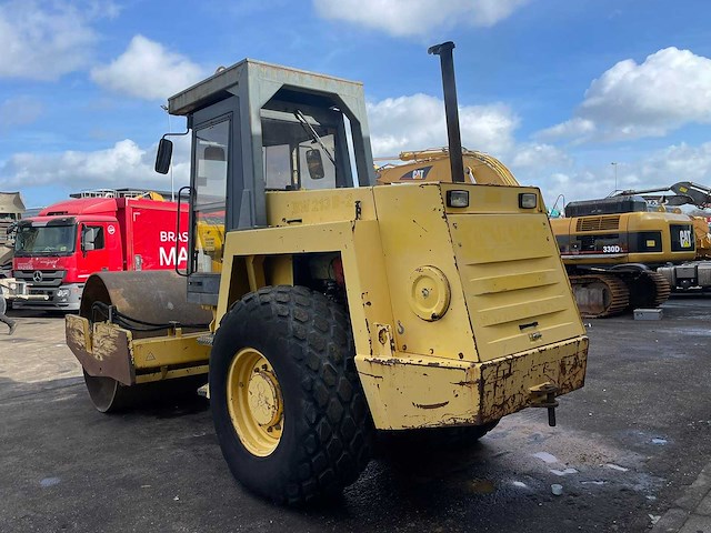 Bomag - bw213 - drierolwals - afbeelding 3 van  11