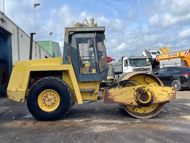 Bomag - bw213 - drierolwals - afbeelding 4 van  11
