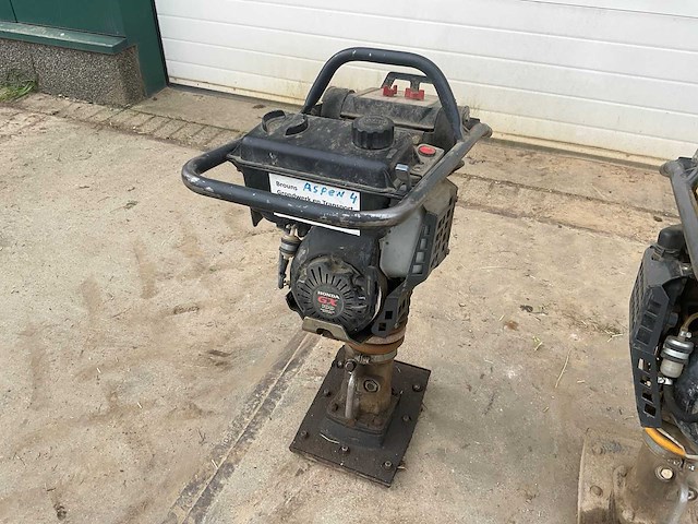 Bomag bt60/4 trilstamper (2x) - afbeelding 9 van  11