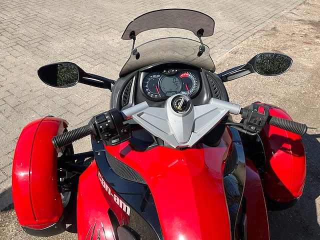 Bombardier can-am spider motorfiets - afbeelding 4 van  22