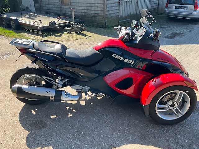 Bombardier can-am spider motorfiets - afbeelding 18 van  22