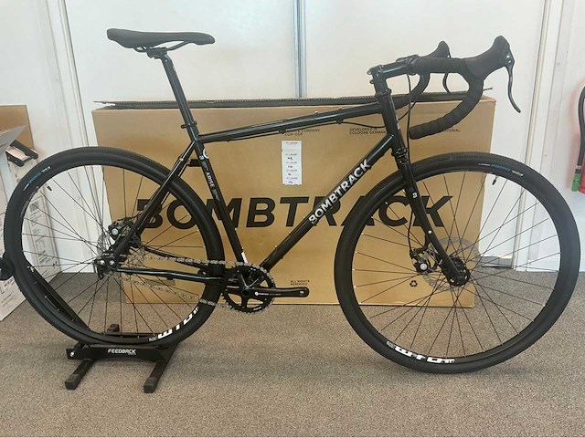 Bombtrack arise metallic black - maat s 49 cm racefiets - afbeelding 2 van  7
