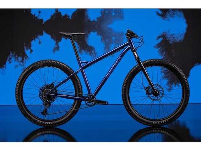 Bombtrack beyond+ matt blue maat xl (56 cm) mountainbike - afbeelding 3 van  6