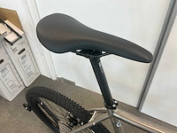 Bombtrack hook ext ti - titanium titanium zwart - maat xl gravelfiets - afbeelding 14 van  15