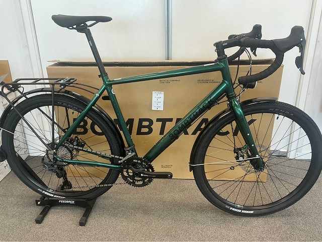 Bombtrack munroe sg commuter metallic dark green maat l 55 cm gravelfiets - afbeelding 2 van  8