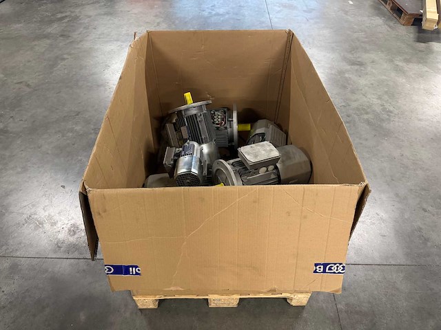 Bonfiglioli - partij industriële elektromotoren - afbeelding 1 van  9