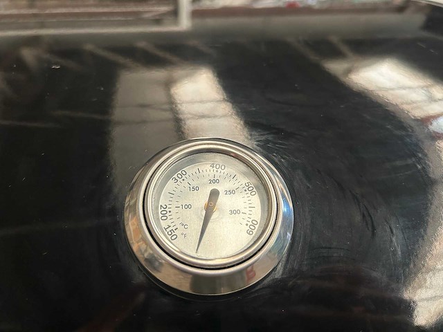 Bonfire k1024b gasbarbecue met zijbrander 14 kw - afbeelding 1 van  9