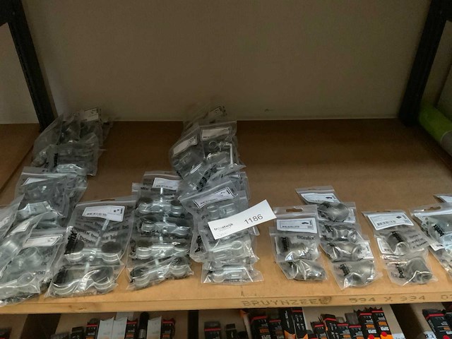 Bonfix divers installatiemateriaal - afbeelding 1 van  4