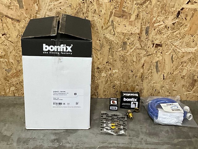 Bonfix expansievat inclusief installatiematerialen - afbeelding 3 van  7