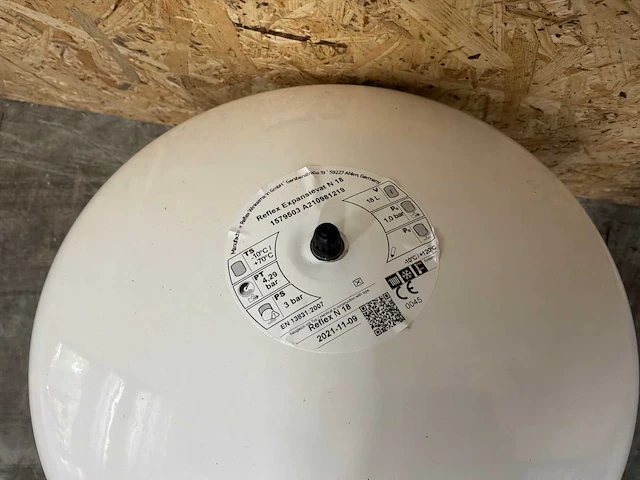 Bonfix installatiepakket, expansievat reflex, 18 liter - afbeelding 7 van  8
