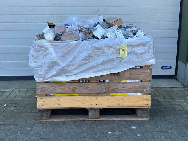 Bonfix sanitair pallet installatiemateriaal - afbeelding 1 van  4