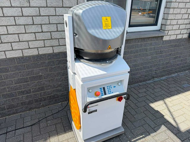 Bongard - 2016 - diviseuse boul db 30/4 fa - opbolmachine - afbeelding 1 van  5