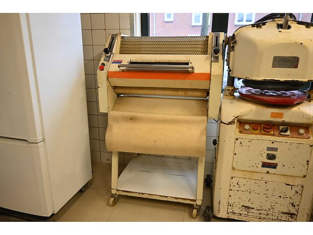 Bongard euro stokbroodmachine - afbeelding 1 van  6