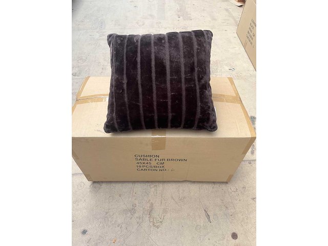 Bont kussen bruin 45x45cm (8x) - afbeelding 1 van  5
