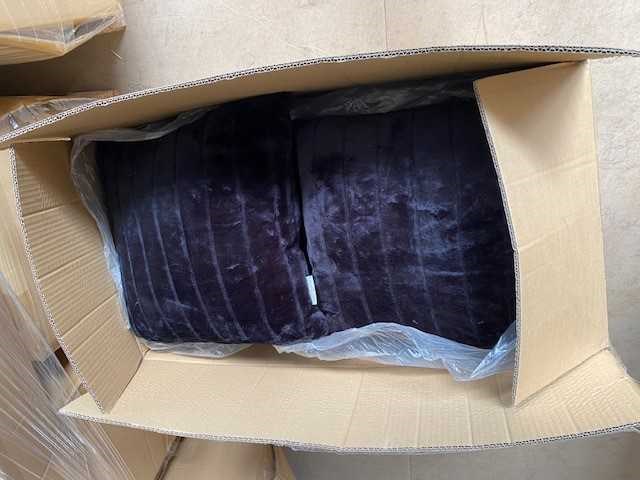 Bont kussen zwart 45x45cm (8x) - afbeelding 1 van  2