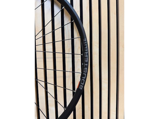 Bontrager - duster elite 29 - voorwiel - afbeelding 1 van  3