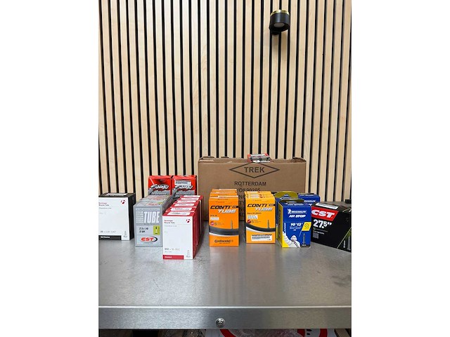 Bontrager, continental, cst, michelin, shinko - binnenband (32x) - afbeelding 1 van  6
