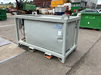 Booiz vloeistoftank met pomp - afbeelding 1 van  9