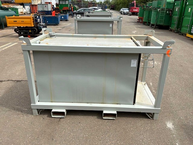 Booiz vloeistoftank - afbeelding 3 van  3