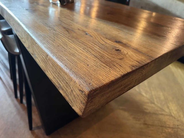 Boomstam bartafel (9,35 meter) - afbeelding 14 van  21