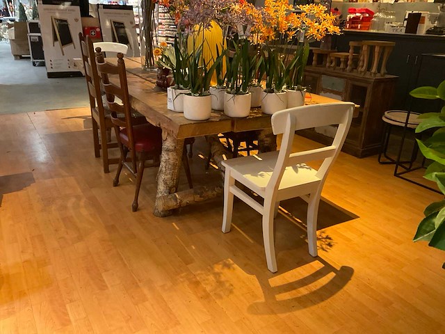 Boomstam eetkamertafel - afbeelding 4 van  8