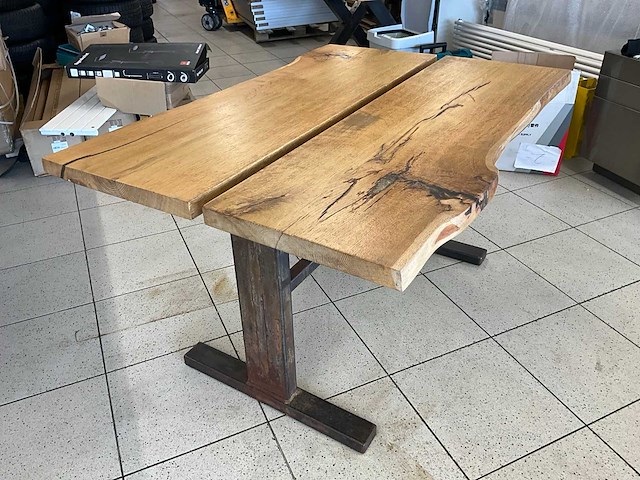 Boomstam eetkamertafel - afbeelding 1 van  4