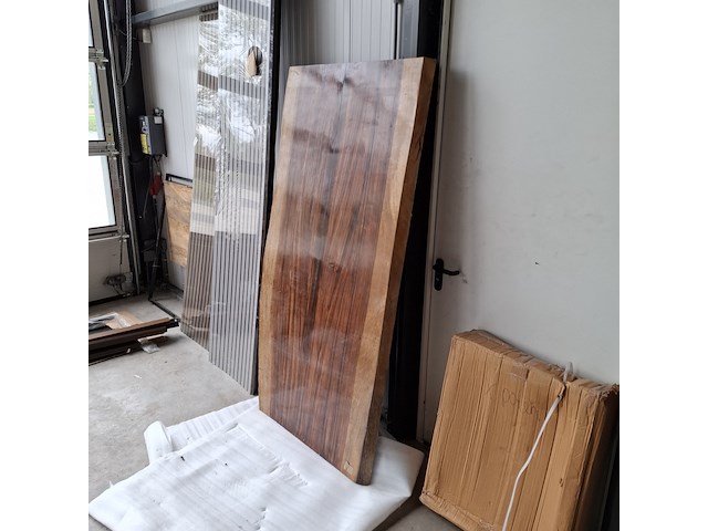 Boomstam eettafel, 2026 - afbeelding 2 van  5