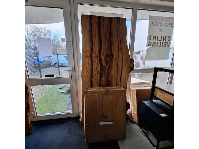 Boomstam eettafel - afbeelding 2 van  7