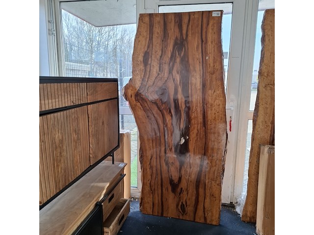 Boomstam eettafel - afbeelding 1 van  8